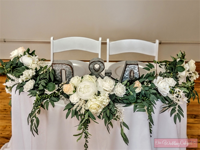 9' White, Ivory, and Sage Garland (Best for Sweetheart Table/Bridal Table)