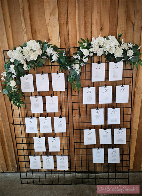 2'x5' Grid Panel Seating Chart, Black (x30 Black Clips included)