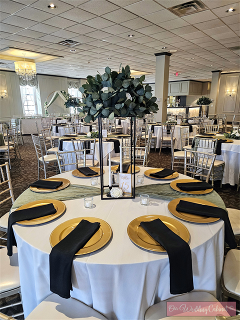 24" Black Metal Floral Stands **GRAB PLEXI GLASS IN CENTERPIECES CATEGORY IF PUTTING FLORAL ON TOP**