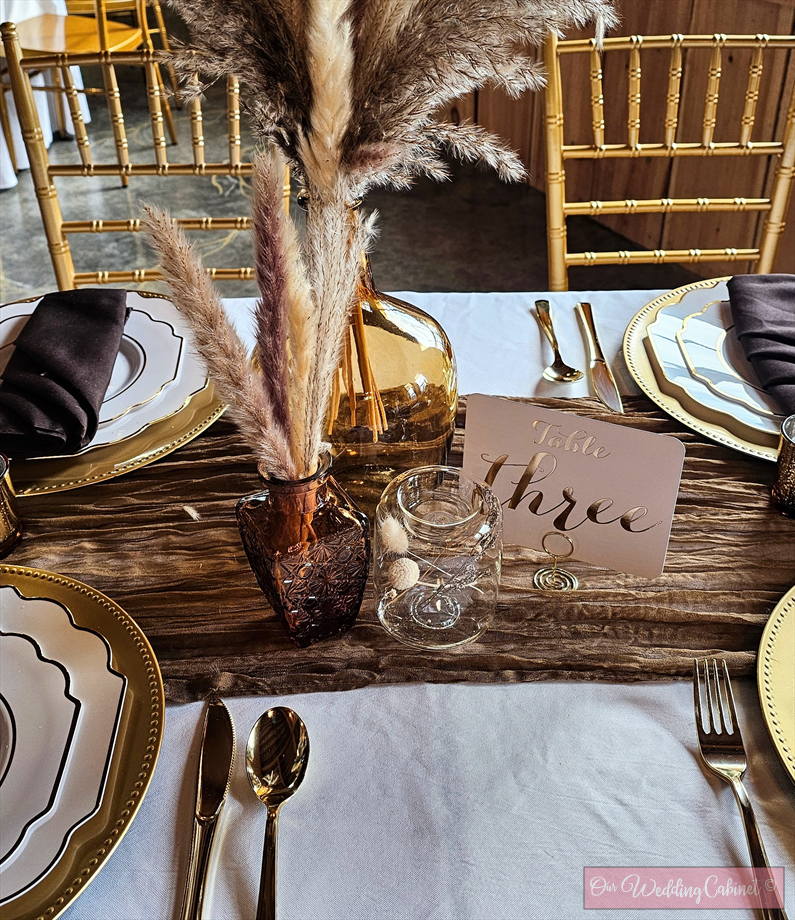 Small Pampas Pieces specifically to fit Bud Vases  **These are real and very fragile***