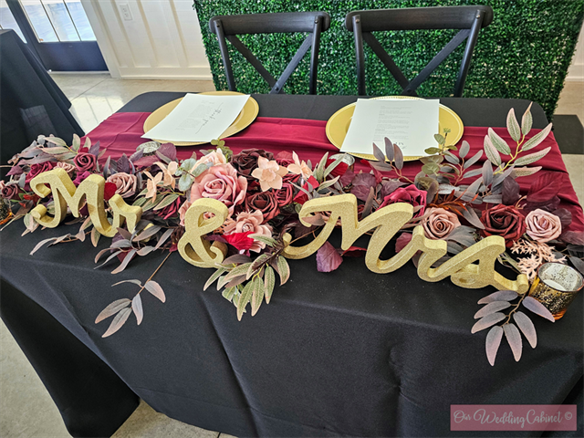 9' Burgundy and Dusty Rose Garland (Best for Sweetheart Table/Bridal Table) 