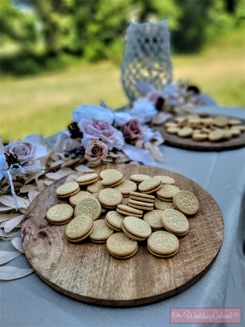 13" Natural Wood Circular Dessert Displays 