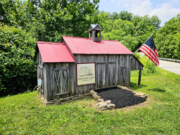 HERITAGE FARMS AT WILLOW CREEK, RISING SUN, IN