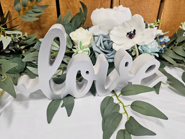 Silver "LOVE" Table Sign 