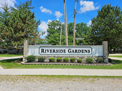 RIVERSIDE GARDENS, DAYTON, KY