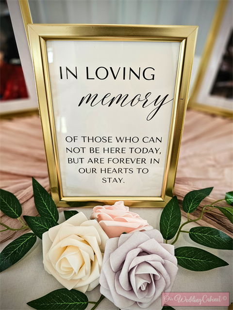 5"x7" Gold Frame "In Loving Memory" Sign