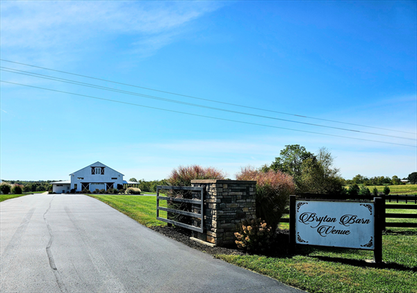BRYTON BARN VIII, DRY RIDGE, KY 