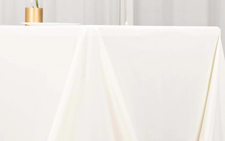 Ivory Poly Tablecloth (6' Rectangle)